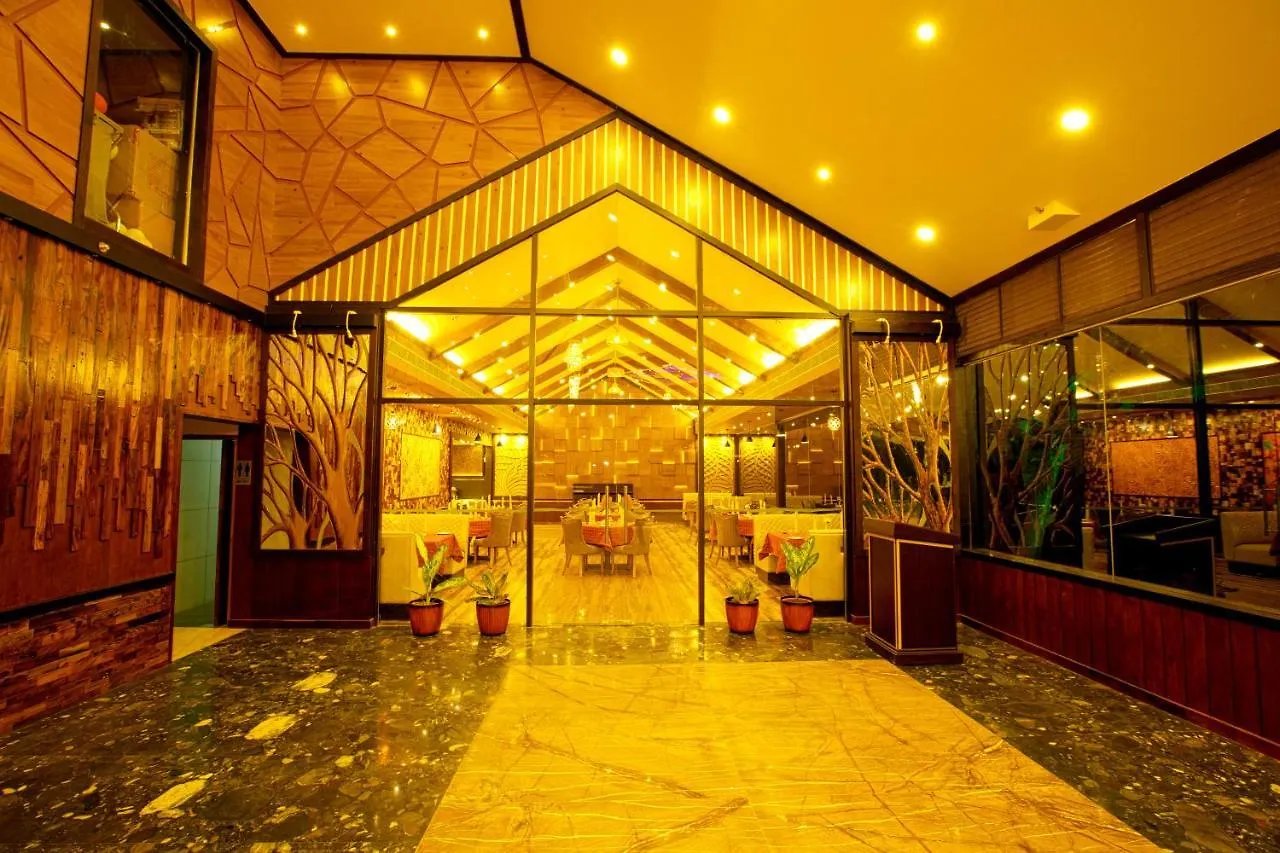 Au Revoir Wellness Resort, Malampuzha Palakkad 5*,  India